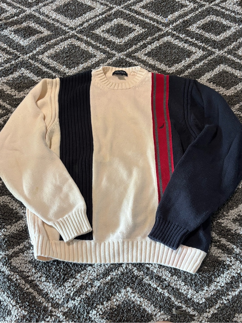 Vintage 90’s NAUTICA mens medium crew neck sweater